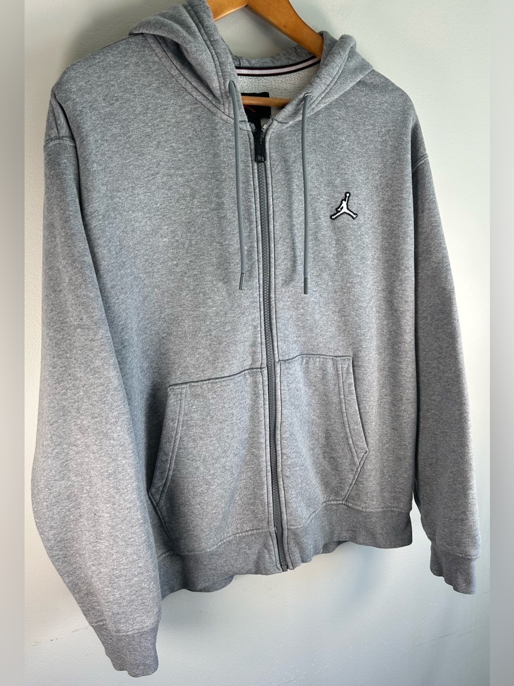 Nike Jordan Essential Men’s Fleece Full Zip Hoodie Sweater L Carbon Heather EUC - Picture 2 of 10